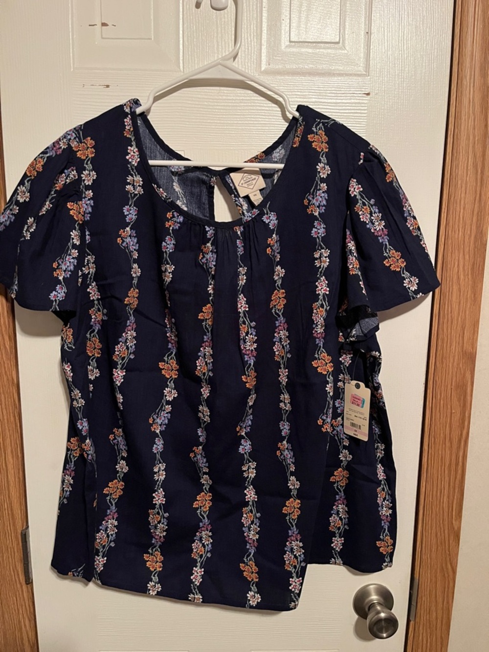St. John's Bay Navy Floral Short Sleeve Top